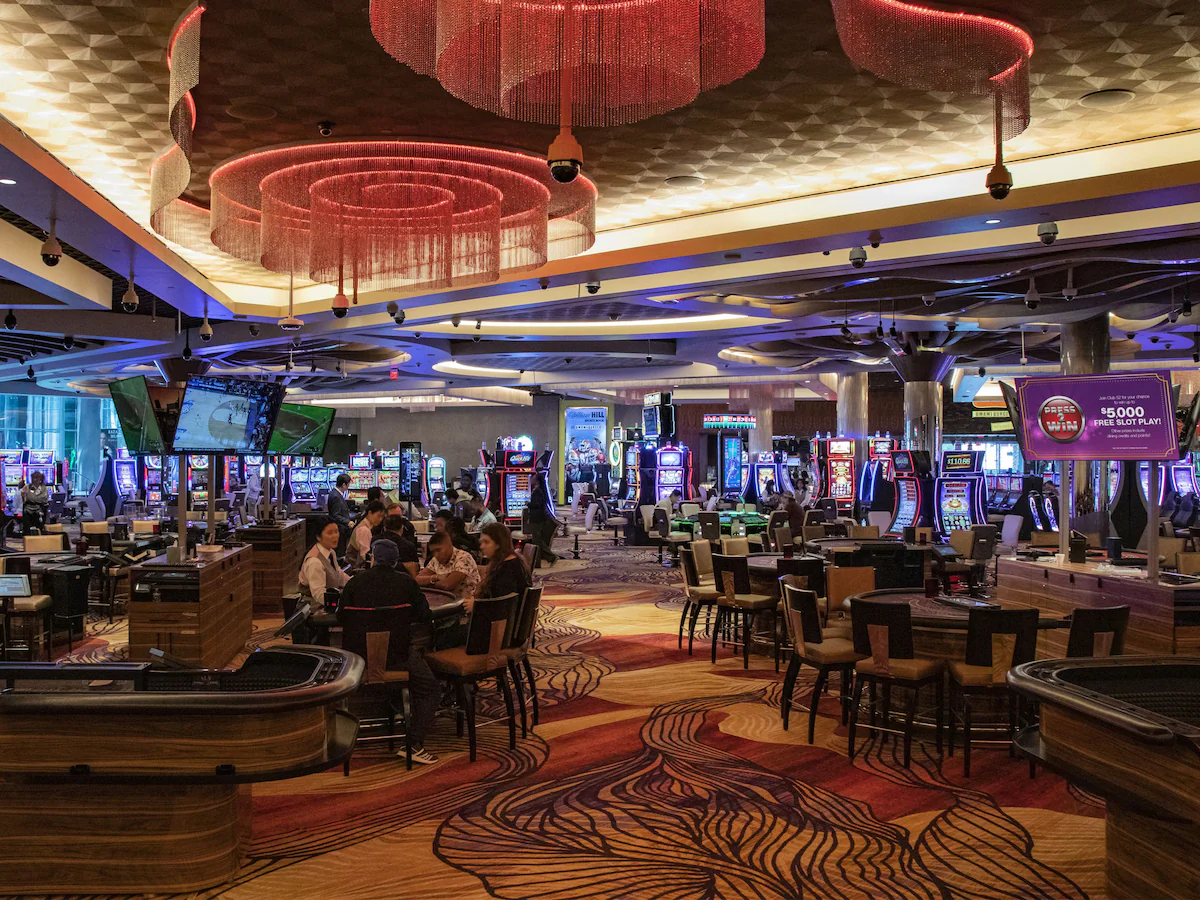 SAHARA Las Vegas: Luxury and Style